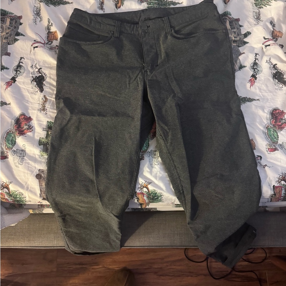 Lululemon Athletica Men's Dark Gray Chinos